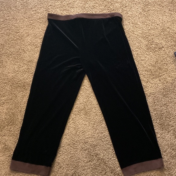 Victoria's Secret Black Velvet Joggers with Brown Trim - Picture 4 of 9